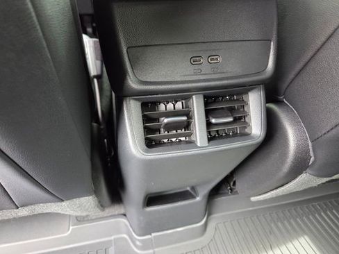 New 2026 Chevrolet Equinox LT w/ Convenience Package II AWD/4WD image 20
