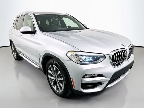 Used 2019 BMW X3 sDrive30i w/ Premium Package image 3