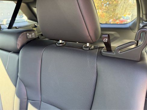 New 2026 Subaru Outback Limited AWD/4WD image 37