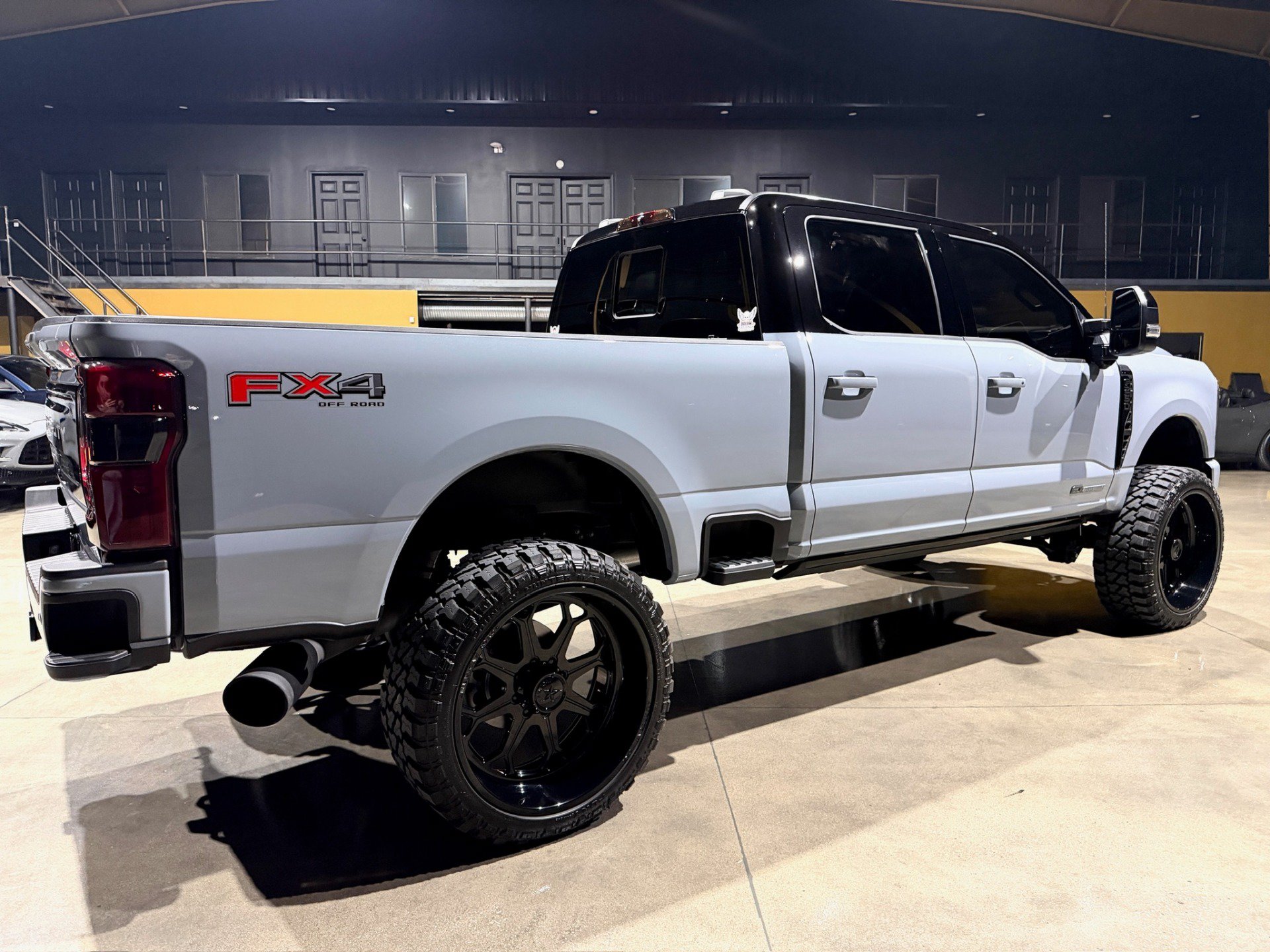 Used 2026 Ford F250 Platinum AWD/4WD image 11