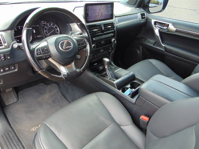 Used 2022 Lexus GX 460 Premium w/ Premium Package AWD/4WD image 11