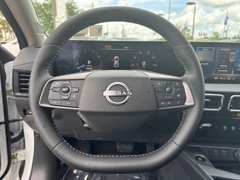 Certified 2026 Nissan Sentra SV w/ SV Convenience Package FWD image 13