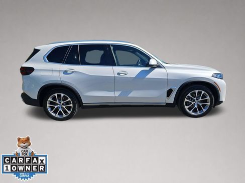 Certified 2024 BMW X5 xDrive40i w/ Executive Package AWD/4WD image 3