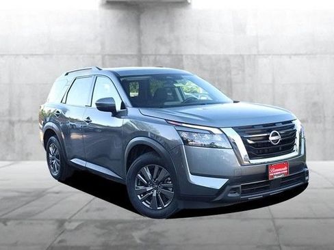 Certified 2025 Nissan Pathfinder SV AWD/4WD image 2