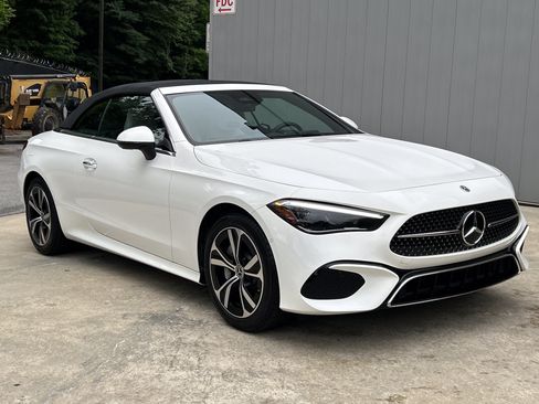 Certified 2025 Mercedes-Benz CLE 300 4MATIC Cabriolet image 6