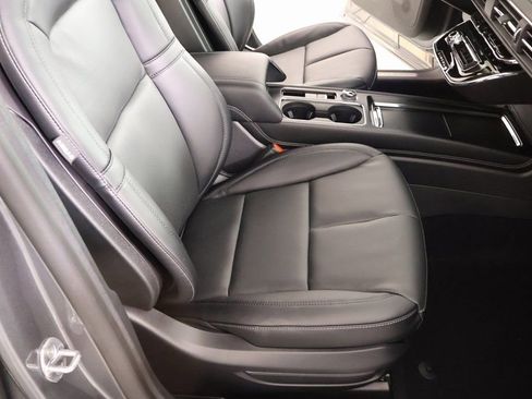 New 2026 Lincoln Corsair Premiere FWD image 14