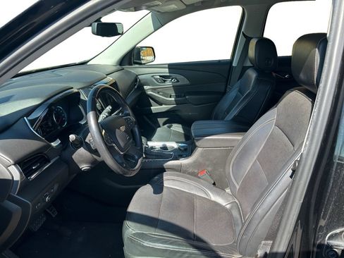 Used 2019 Chevrolet Traverse Premier w/ Redline Edition AWD/4WD image 10