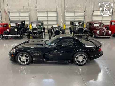 Used 1994 Dodge Viper RT/10 image 9