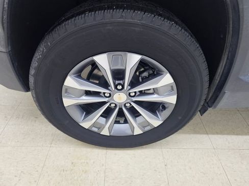 Used 2026 Chevrolet Equinox LT FWD image 22