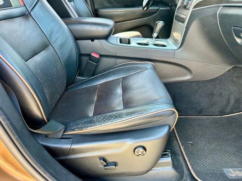 Used 2011 Jeep Grand Cherokee 70th Anniversary AWD/4WD image 24