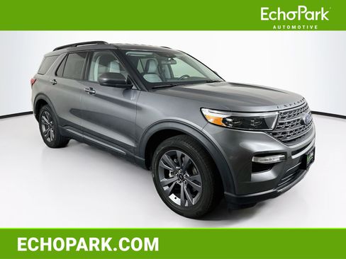 Used 2021 Ford Explorer XLT w/ Equipment Group 202A AWD/4WD image 1