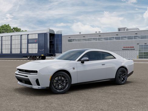 New 2027 Dodge Charger Scat Pack w/ Blacktop Package AWD/4WD image 2