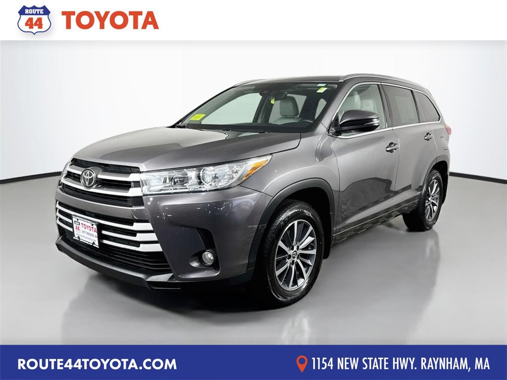 Used 2017 Toyota Highlander XLE w/ Carpet Mat Package AWD/4WD image 1