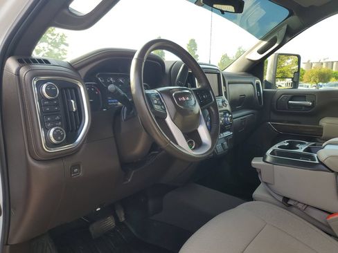 Used 2022 GMC Sierra 2500 SLE w/ SLE Convenience Package AWD/4WD image 21