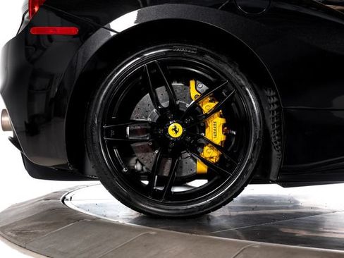 Used 2018 Ferrari 488 Spider RWD image 21