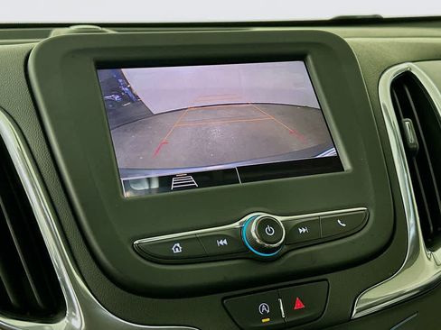 Used 2022 Chevrolet Equinox LS FWD image 28