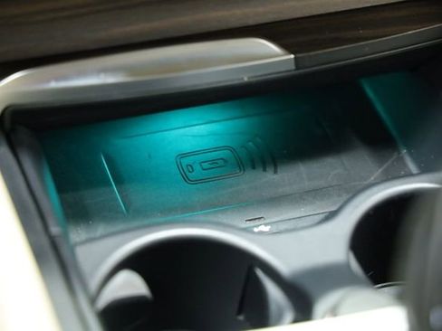 Used 2021 BMW 530i w/ M Sport Package image 24