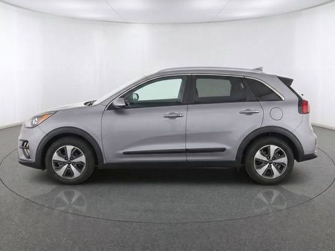 Used 2022 Kia Niro LX FWD image 2