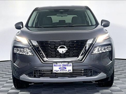 Used 2023 Nissan Rogue SV FWD image 3