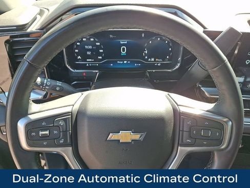 Used 2024 Chevrolet Silverado 1500 LT AWD/4WD image 4