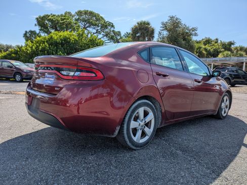 Used 2015 Dodge Dart SXT FWD image 4