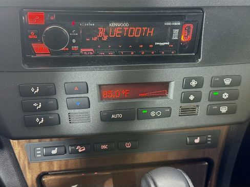 Used 2004 BMW X3 3.0i AWD/4WD image 16