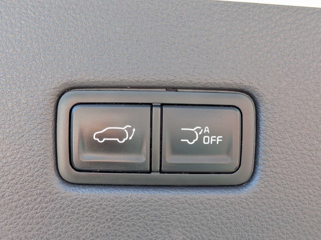 Used 2024 Kia Carnival SX FWD image 15