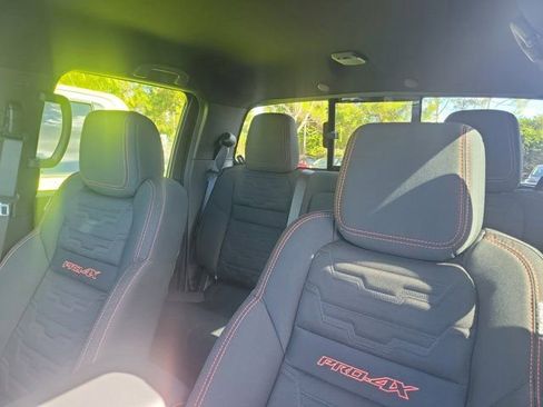 New 2025 Nissan Frontier PRO-4X AWD/4WD image 15