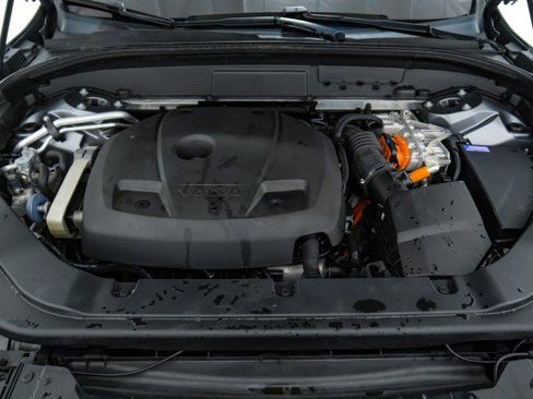 Used 2021 Volvo XC60 T8 Inscription Expression w/ Advanced Package image 47