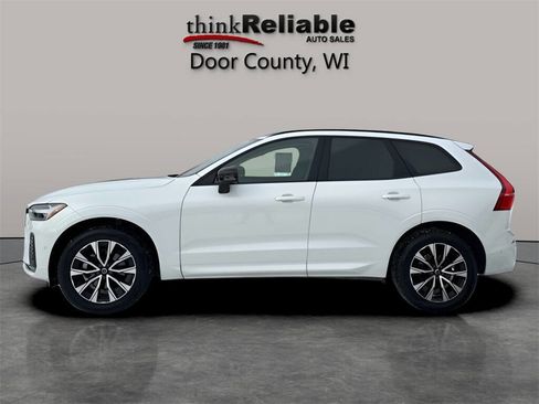 Used 2025 Volvo XC60 B5 Plus image 2