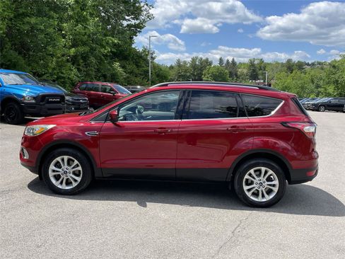 Used 2018 Ford Escape SEL AWD/4WD image 2