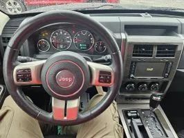 Used 2012 Jeep Liberty Limited w/ Tire & Wheel Group AWD/4WD image 13