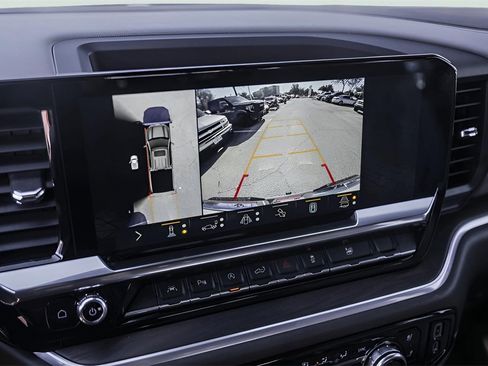 Used 2022 GMC Sierra 1500 SLT w/ SLT Convenience Package image 20