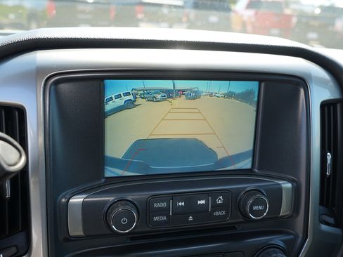 Used 2019 Chevrolet Silverado 1500 LT AWD/4WD image 26