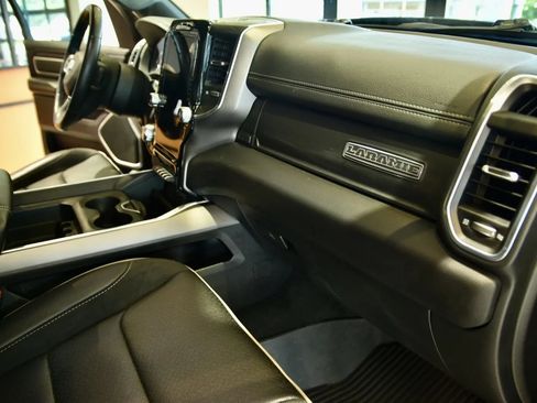 Used 2023 RAM 1500 Laramie AWD/4WD image 26