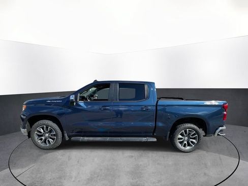 Used 2023 Chevrolet Silverado 1500 LT AWD/4WD image 4