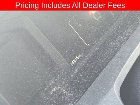 Used 2024 Toyota Tacoma SR w/ SR Upgrade Package AWD/4WD image 9