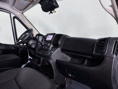 Used 2025 RAM ProMaster 2500 w/ Convenience Group FWD image 29