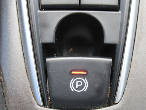 Used 2023 Toyota Camry LE image 36