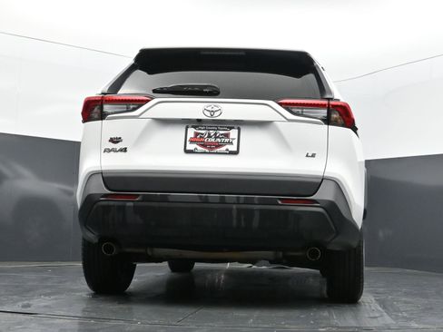 Used 2023 Toyota RAV4 LE FWD image 39