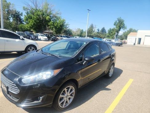 Used 2019 Ford Fiesta SE w/ Equipment Group 201A FWD image 2