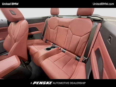 Used 2025 BMW 430i Convertible w/ Premium Package RWD image 12