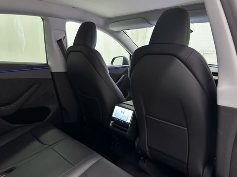 Used 2026 Tesla Model Y Long Range image 20