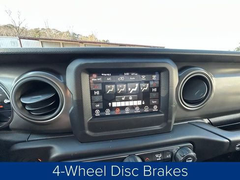 Used 2023 Jeep Wrangler Unlimited w/ Cold Weather Group image 36