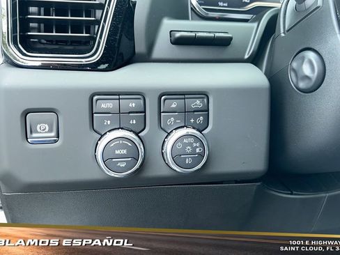 New 2025 GMC Sierra 1500 AT4 w/ AT4 Premium Package image 17