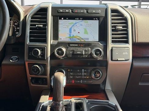 Used 2019 Ford F150 King Ranch w/ Equipment Group 601A Luxury AWD/4WD image 22