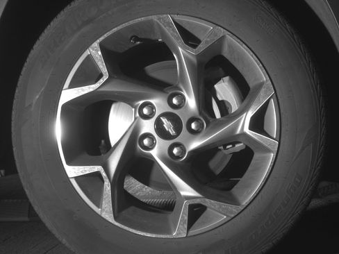 Used 2025 Chevrolet Trax LT FWD image 13