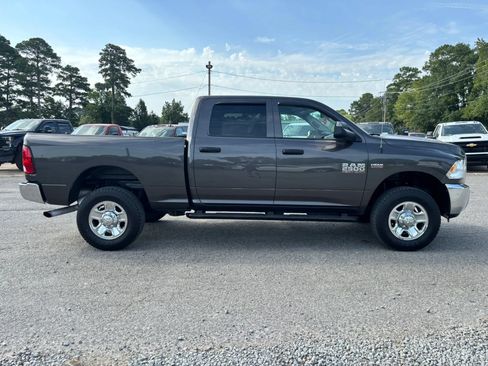 Used 2017 RAM 2500 Tradesman w/ Chrome Appearance Group AWD/4WD image 6