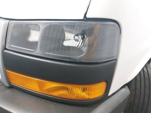 Used 2024 GMC Savana 2500 w/ Driver Convenience Package image 34