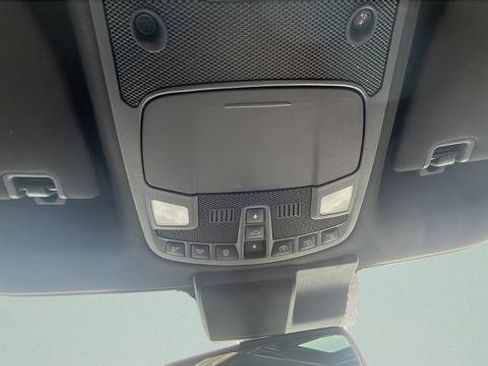 Used 2018 Ford F150 Lariat w/ Equipment Group 502A Luxury image 19